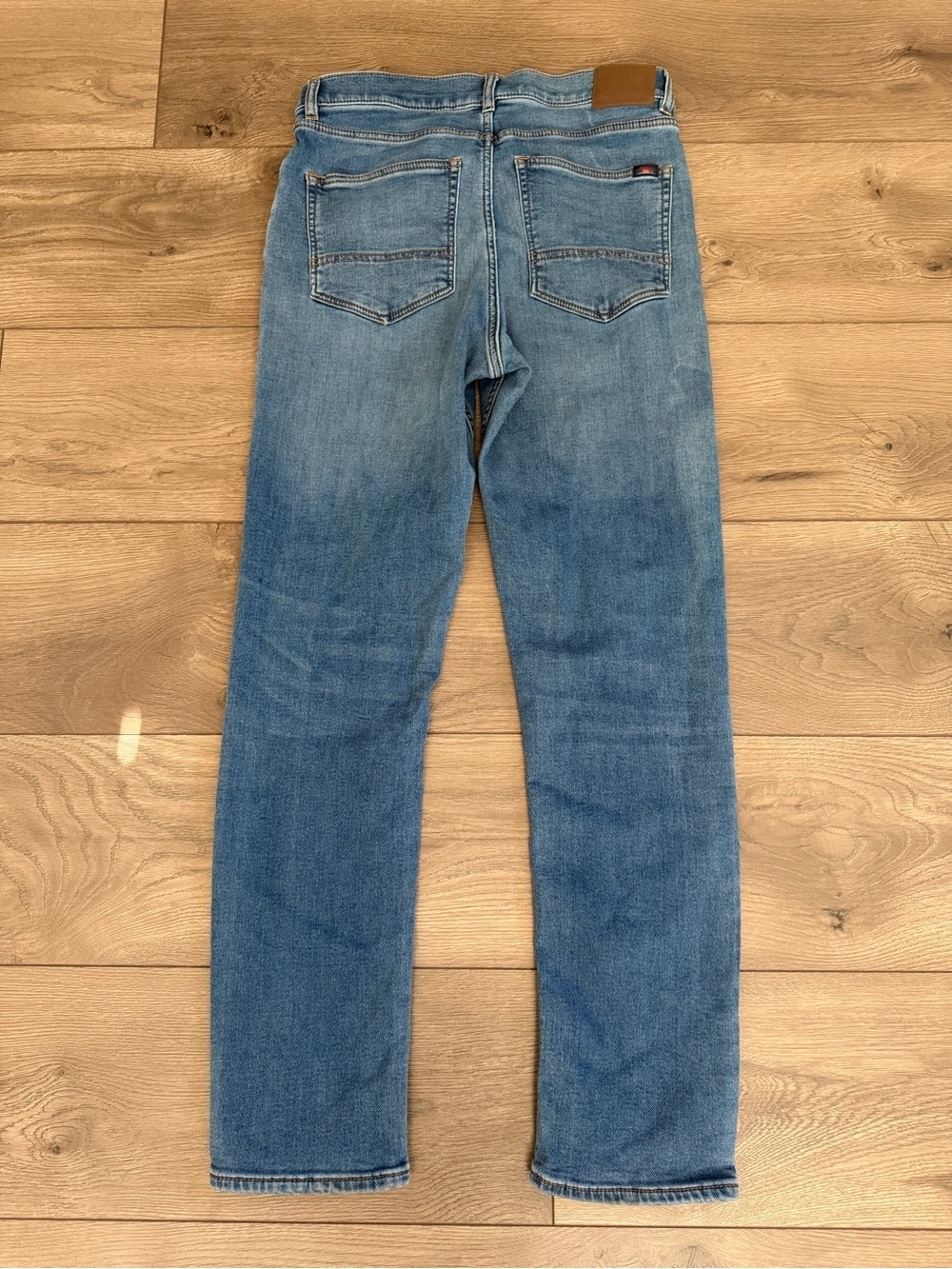 Faherty Light Blue Denim Jeans Size 29 - Picture 6 of 9